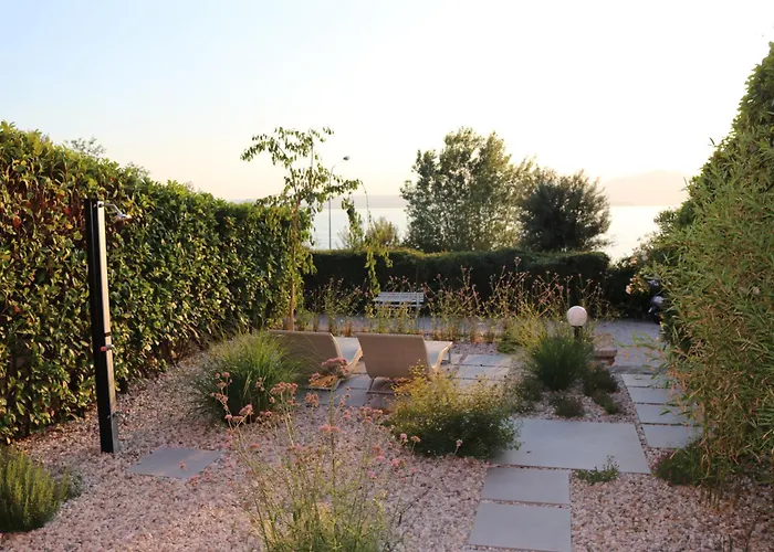 Finesign Al Lägenhet Torri Del Benaco